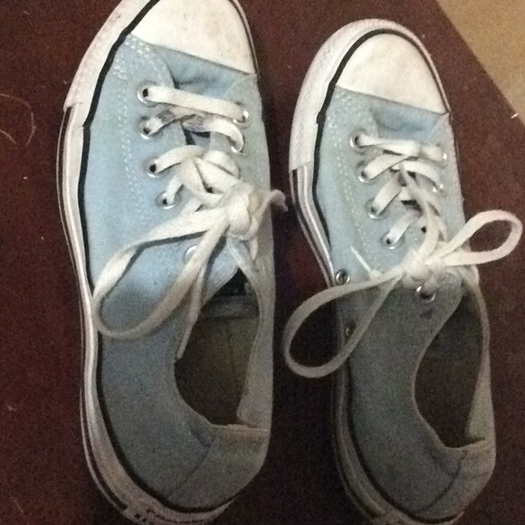 Blue converse - Picture 2 of 5